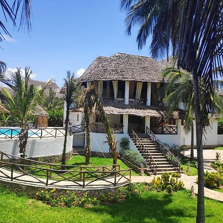 Bed and Breakfast Kimya House, Ватаму Экстерьер фото